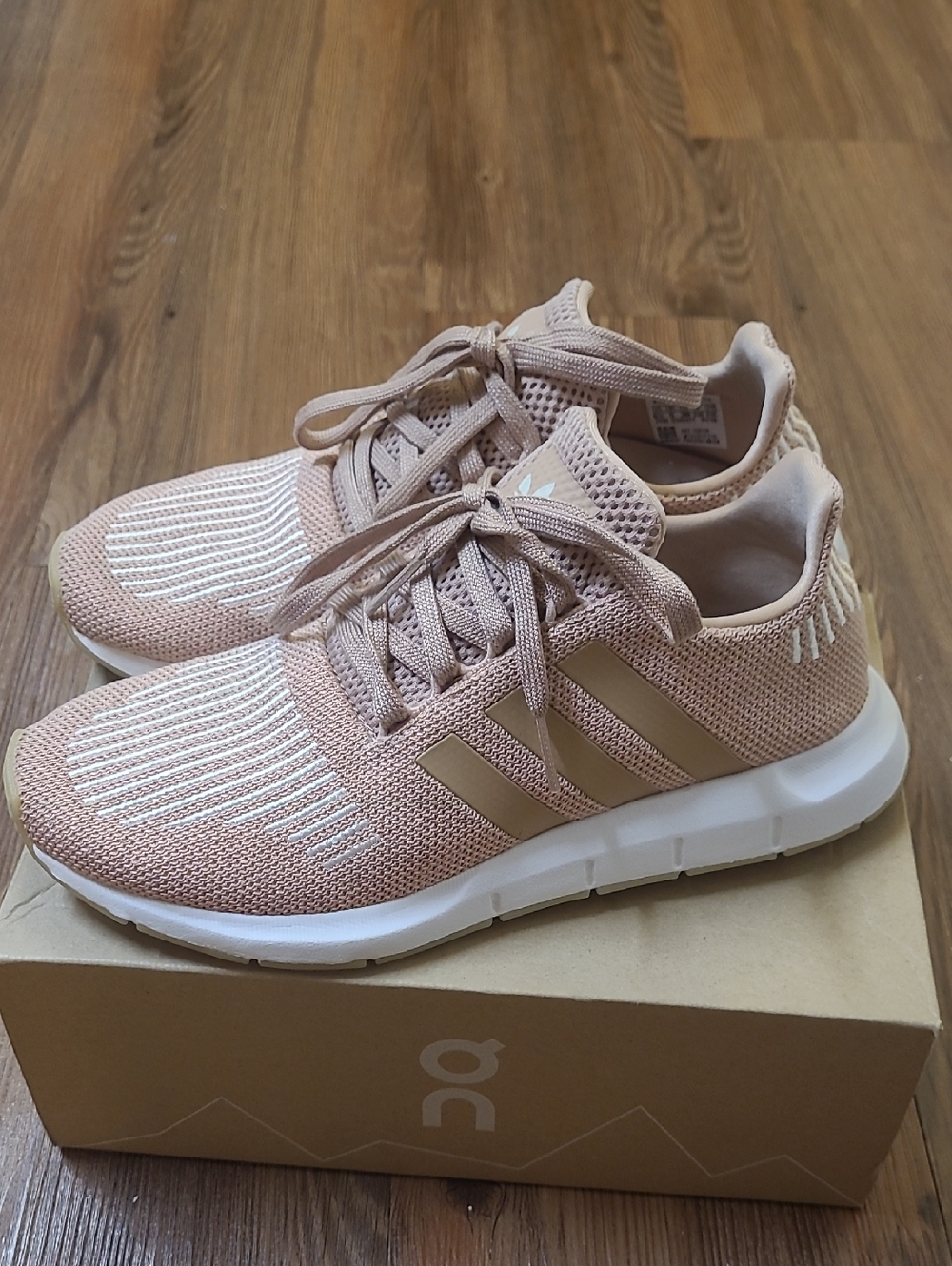 adidas‎ Women’s Blush Pink Knit Sneakers